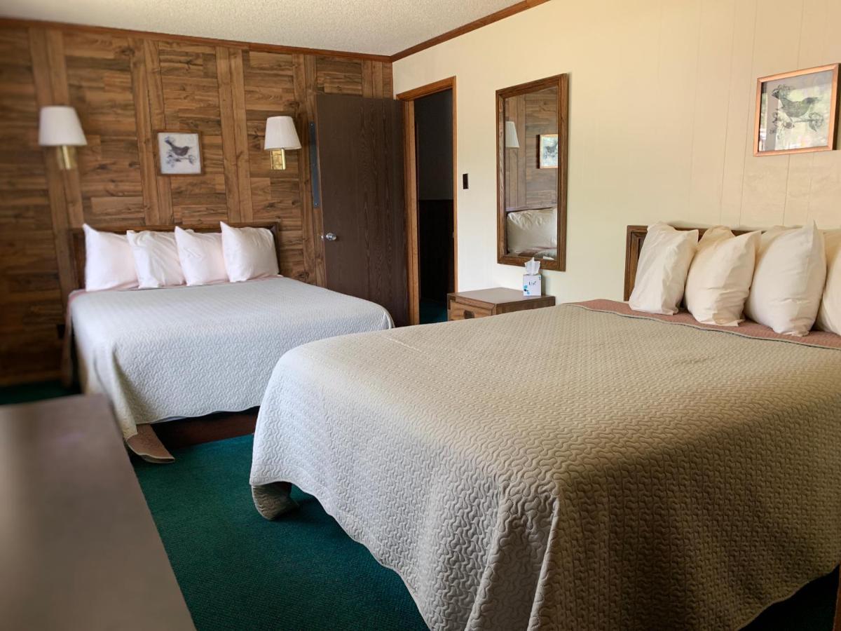 Ponderosa 3*