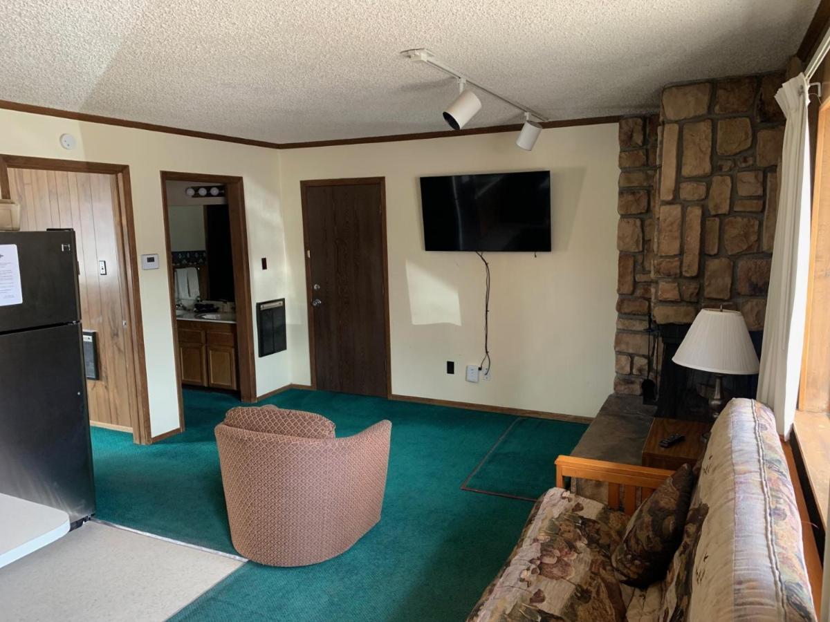 Ponderosa Hotel Red River