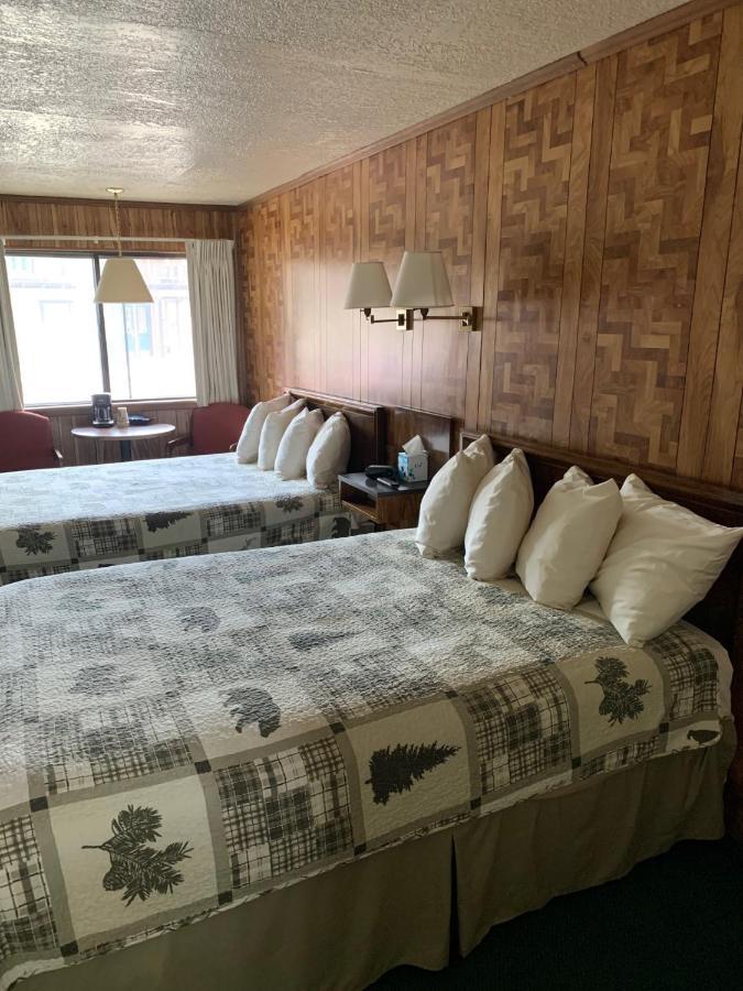 Ponderosa Red River