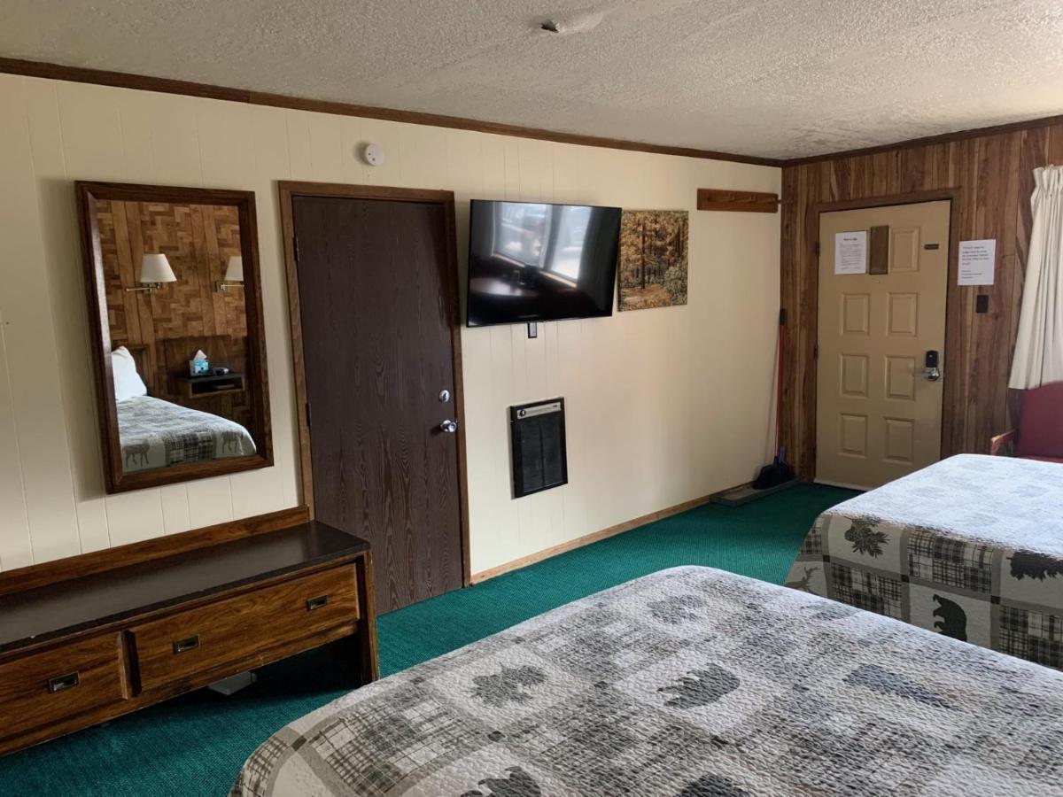 Ponderosa Hotel